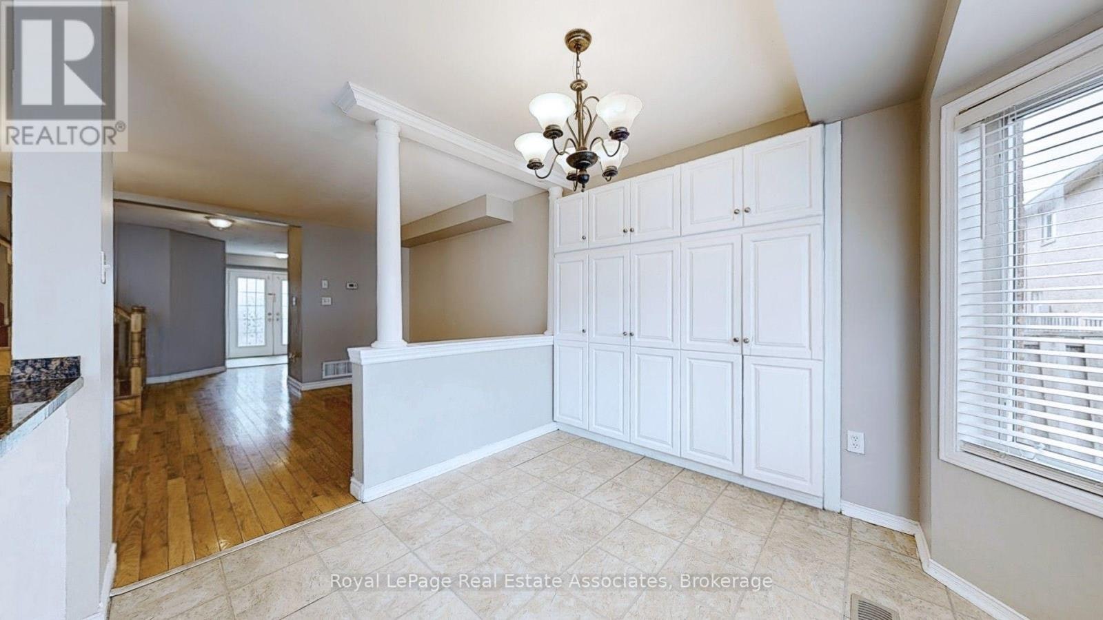UPPER-3285 Apricot Street, Mississauga, ON, L5N 8B1 - 25