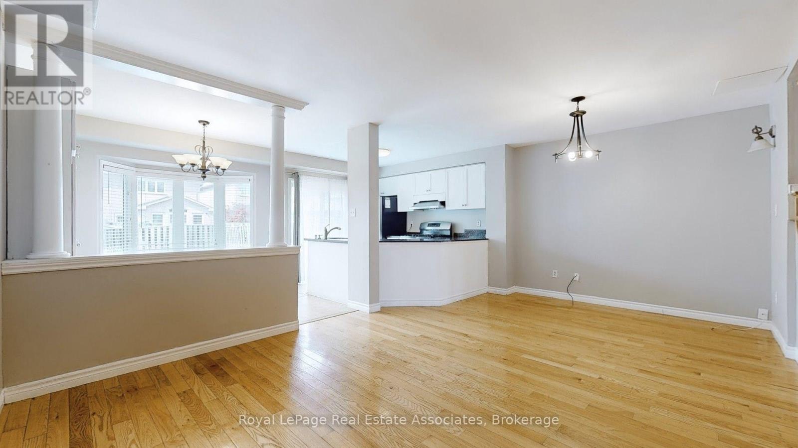 UPPER-3285 Apricot Street, Mississauga, ON, L5N 8B1 - 11