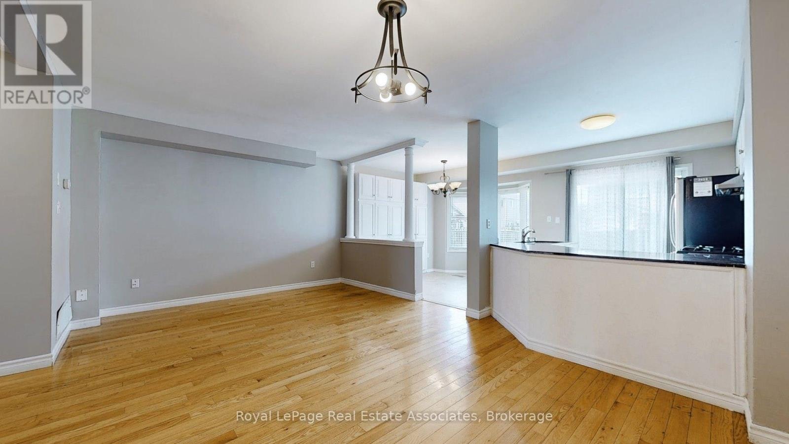 UPPER-3285 Apricot Street, Mississauga, ON, L5N 8B1 - 5
