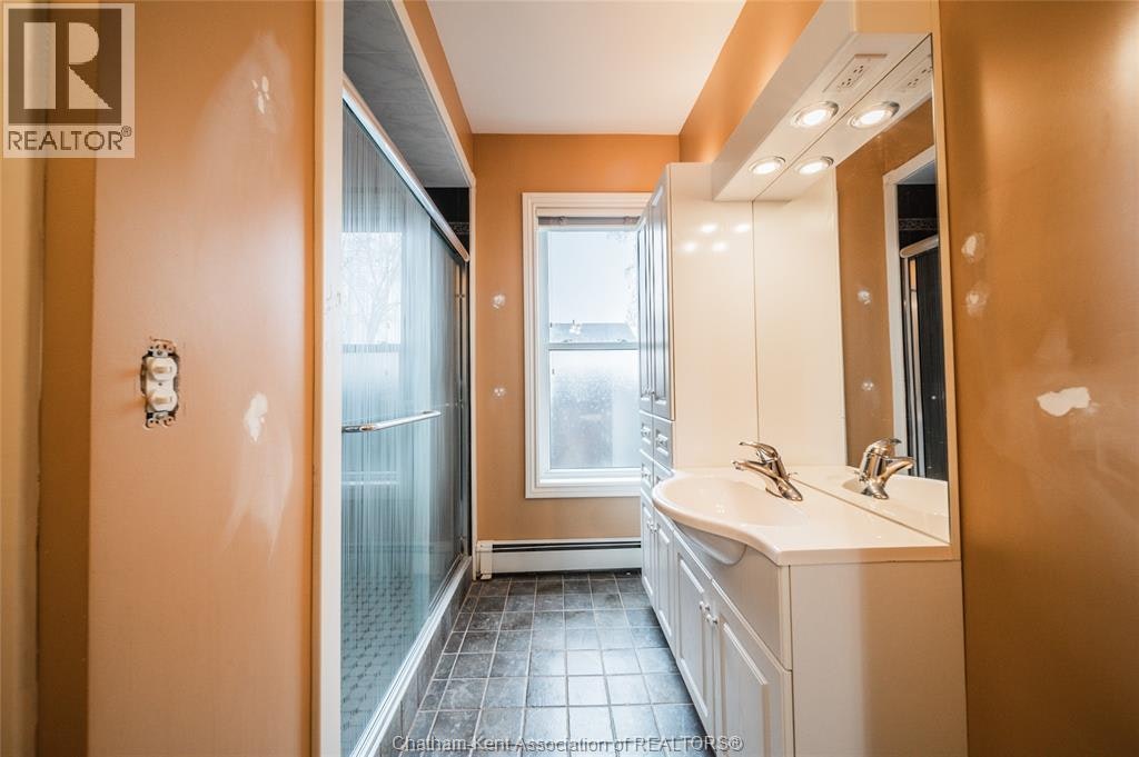 26 Kendall Street, Chatham-Kent, ON, N7M 2X5 - 21