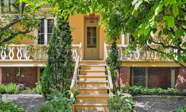 4 Baldwin Street