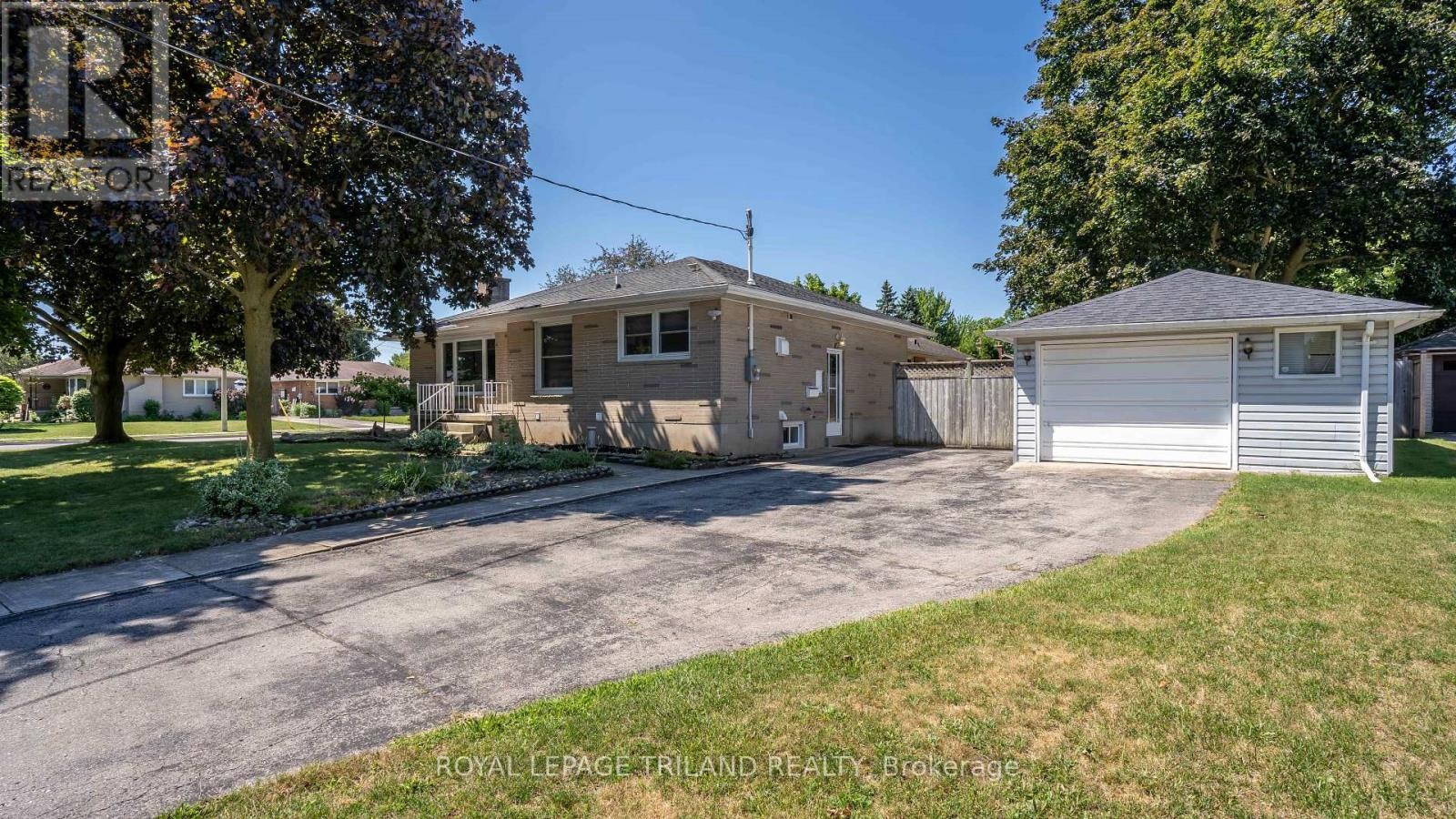 171 Dawn Drive, London, ON, N5W 4W9