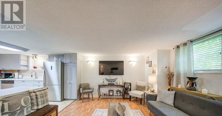 BSMT-723 Euclid Avenue, Toronto, ON, M6G 2V1 - 17