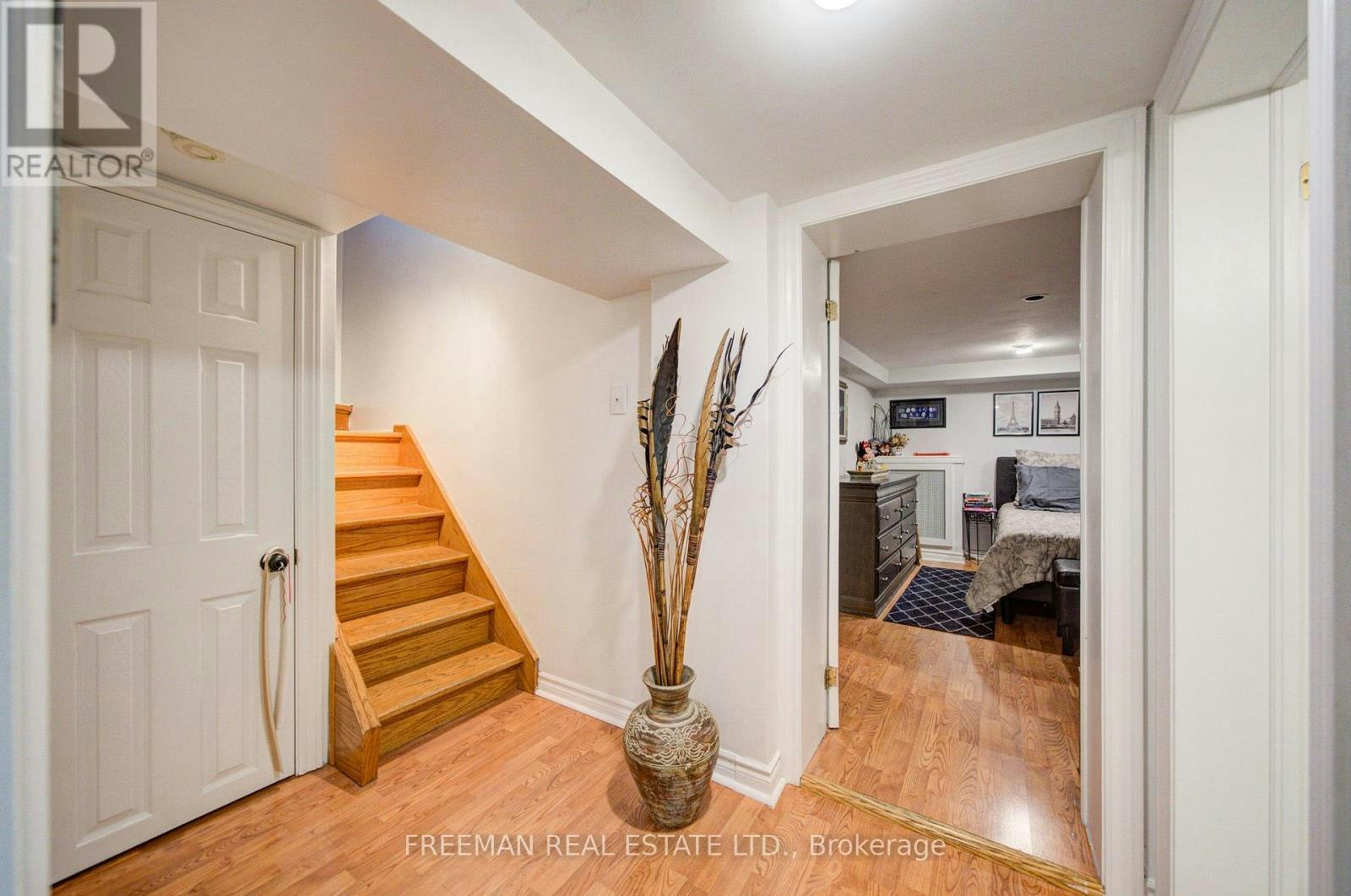 BSMT-723 Euclid Avenue, Toronto, ON, M6G 2V1 - 20