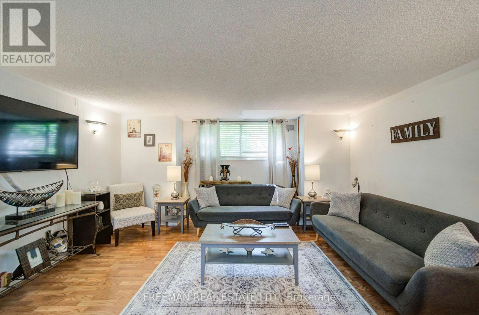 BSMT-723 Euclid Avenue, Toronto, ON, M6G 2V1 - 15