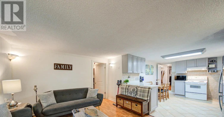 BSMT-723 Euclid Avenue, Toronto, ON, M6G 2V1 - 18