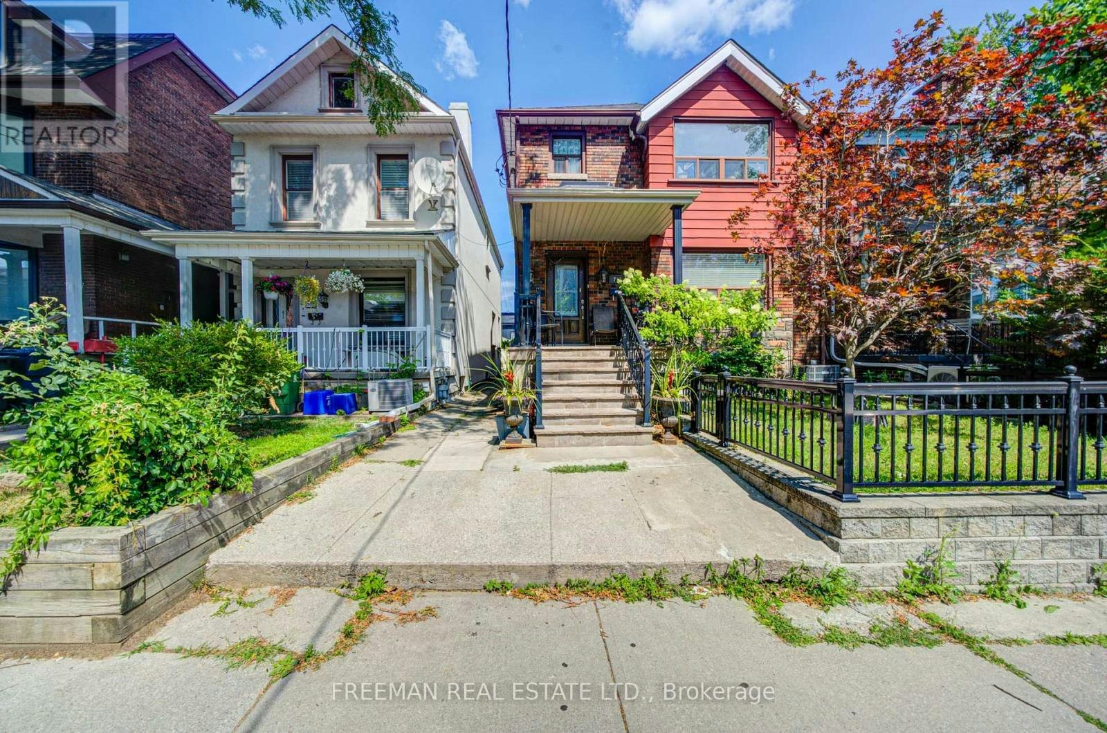 BSMT-723 Euclid Avenue, Toronto, ON, M6G 2V1 - 2