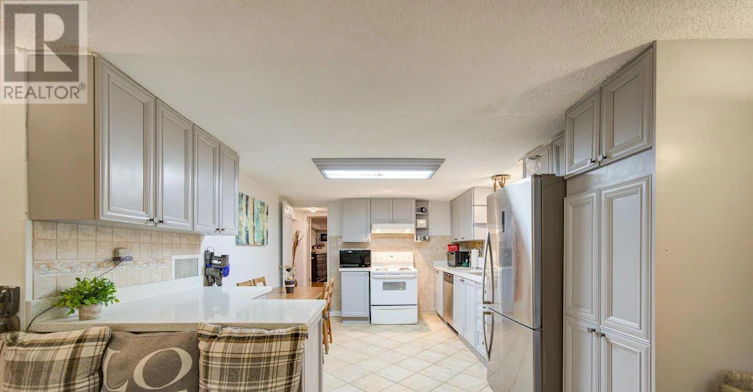 BSMT-723 Euclid Avenue, Toronto, ON, M6G 2V1 - 13