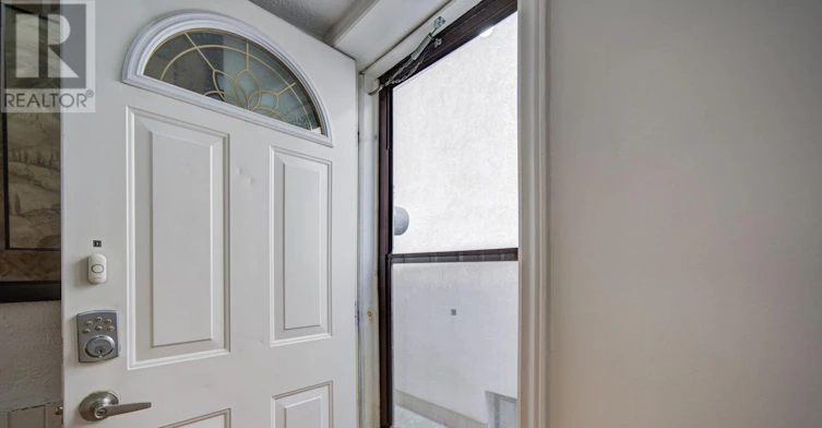 BSMT-723 Euclid Avenue, Toronto, ON, M6G 2V1 - 3