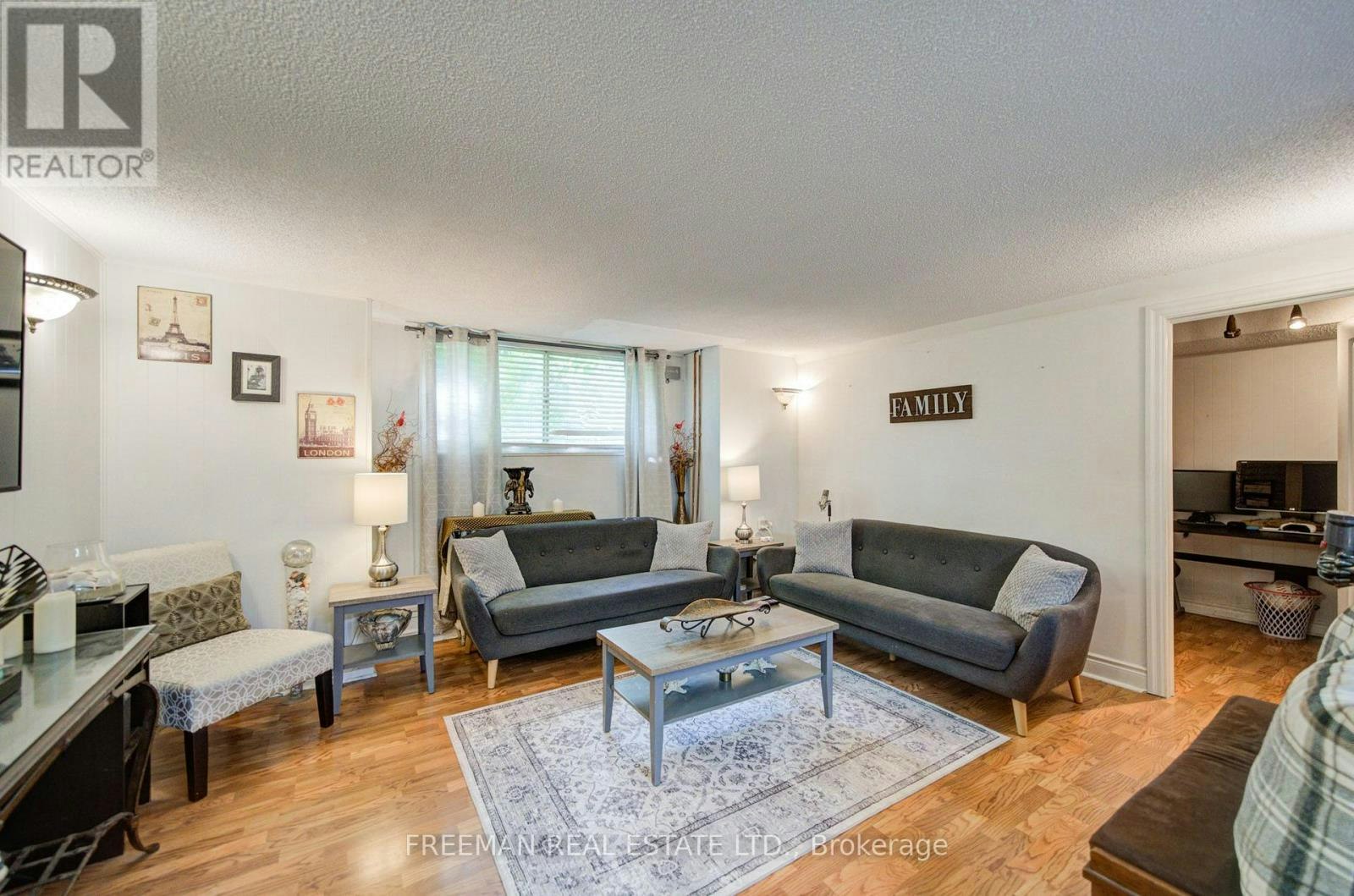BSMT-723 Euclid Avenue, Toronto, ON, M6G 2V1 - 16