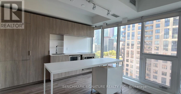 PH01-77 Shuter Street, Toronto, ON, M5B 0B8 - 17