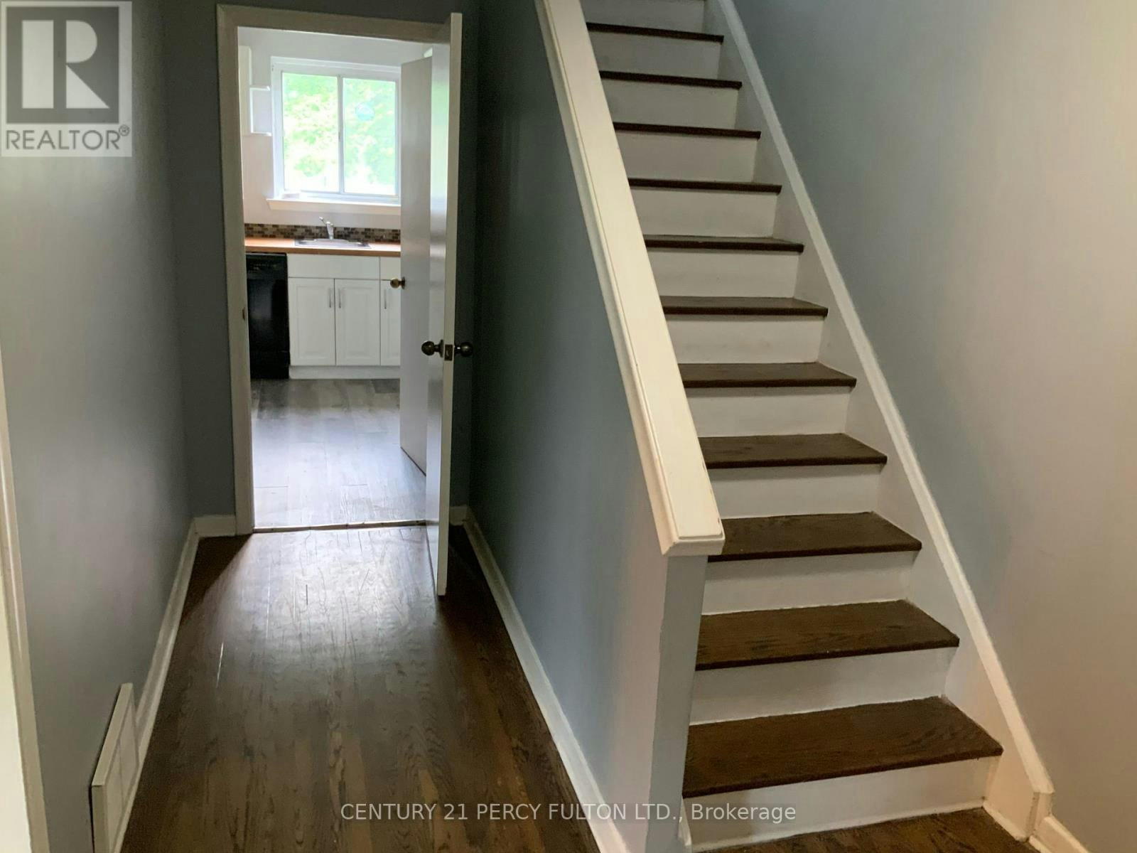 MAIN-22 Mill Street, Markham, ON, L3P 1K9 - 4