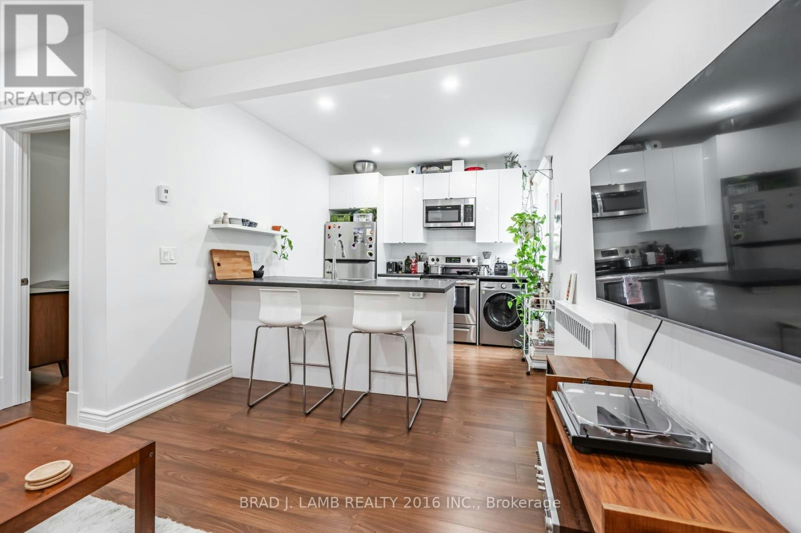 4-56 Wright Avenue, Toronto, ON, M6R 1K8 - 10