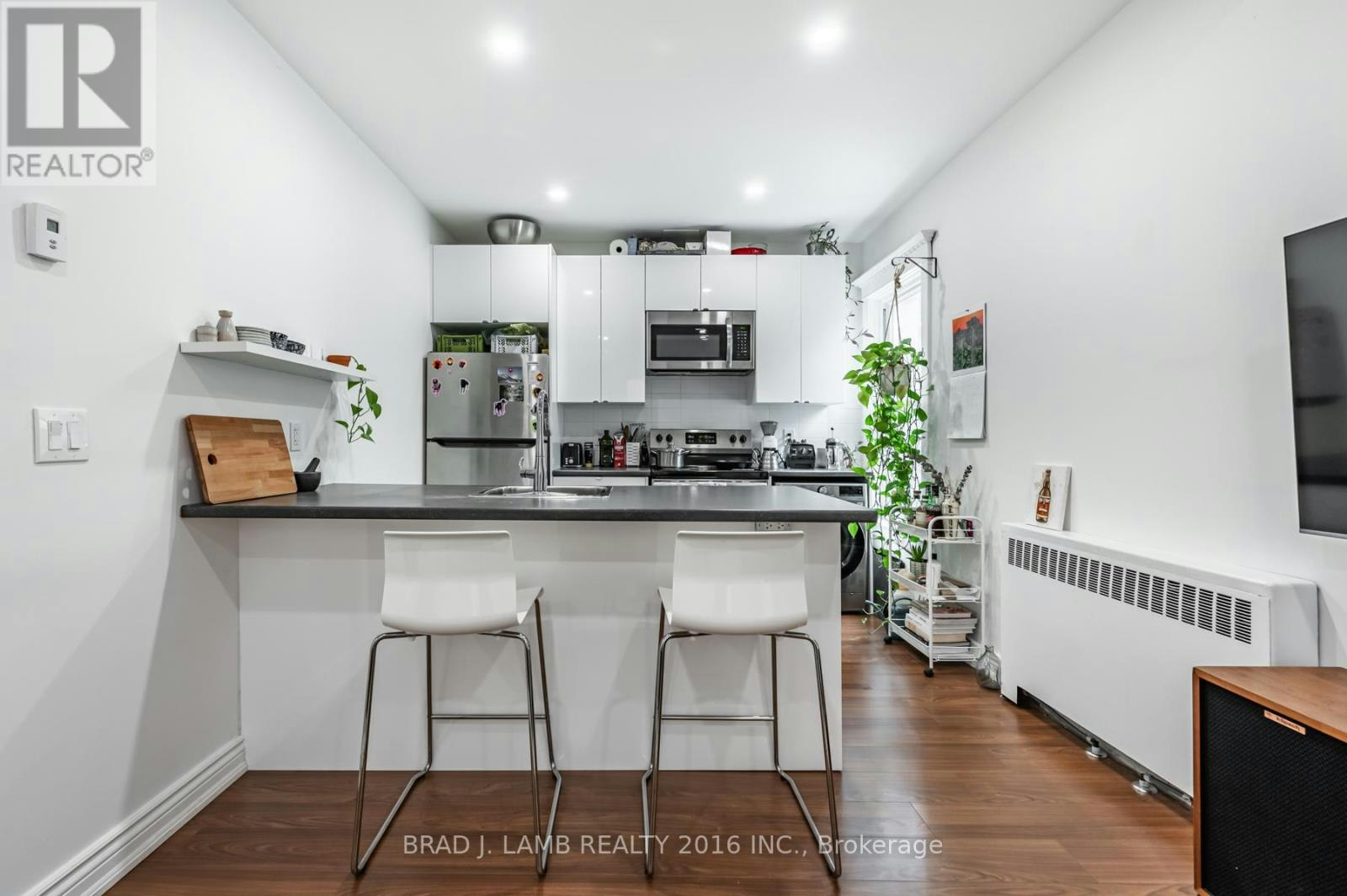 4-56 Wright Avenue, Toronto, ON, M6R 1K8 - 12