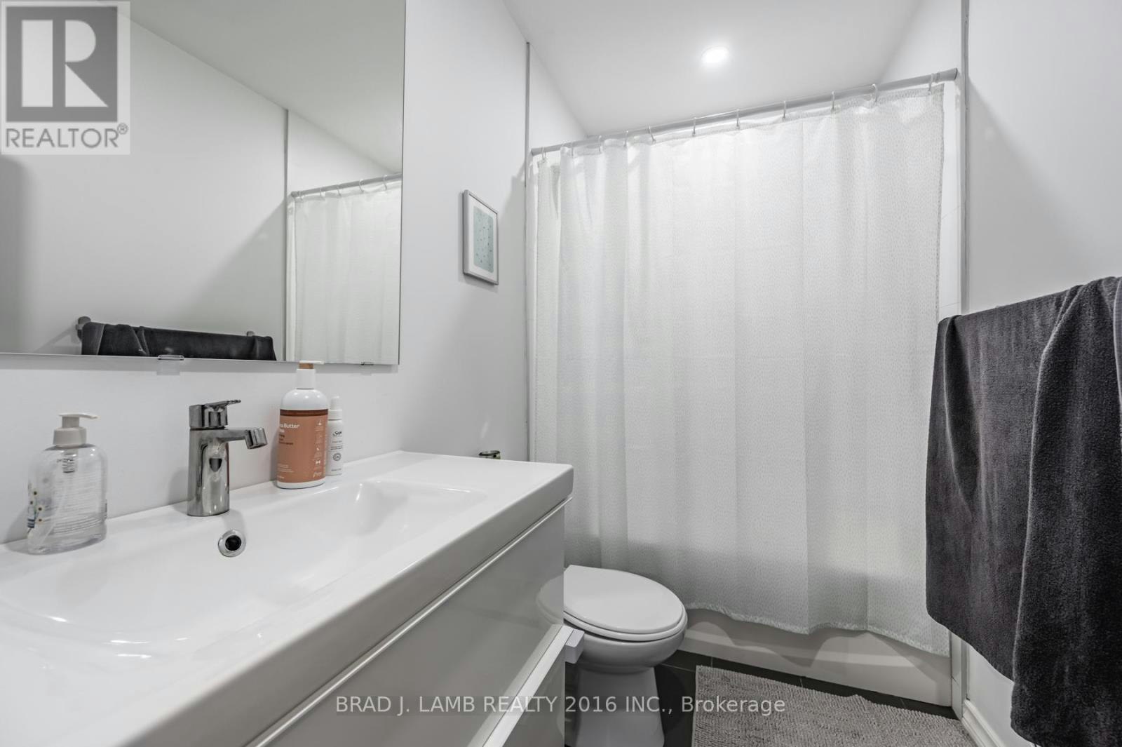 4-56 Wright Avenue, Toronto, ON, M6R 1K8 - 18