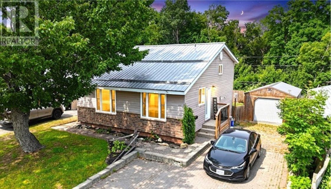 177 Axmith Avenue, Elliot Lake, ON, P5A 1B9