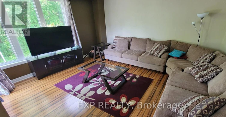 796 Harlequin Crescent, Ottawa, ON, K1E 2P3 - 6