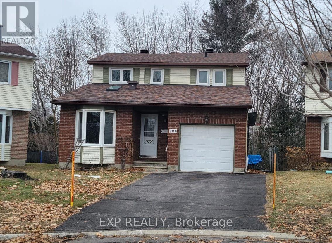 796 Harlequin Crescent, Ottawa, ON, K1E 2P3
