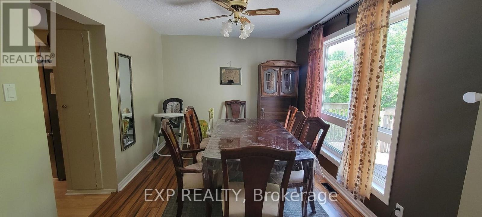 796 Harlequin Crescent, Ottawa, ON, K1E 2P3 - 8