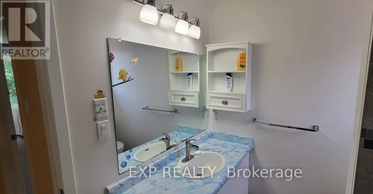 796 Harlequin Crescent, Ottawa, ON, K1E 2P3 - 17