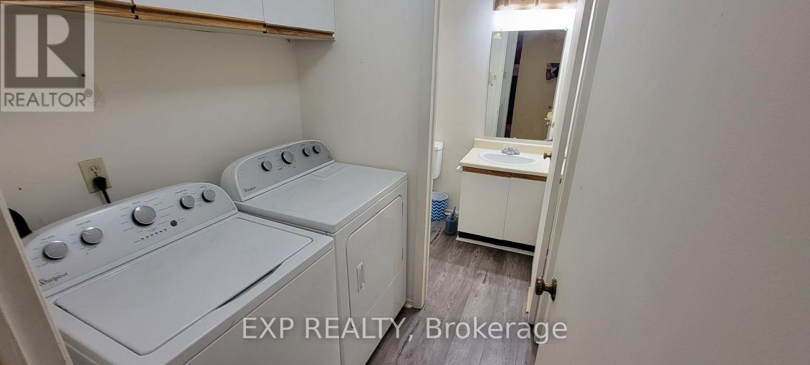 796 Harlequin Crescent, Ottawa, ON, K1E 2P3 - 4
