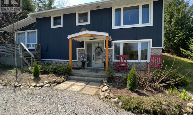 541 Donald Street