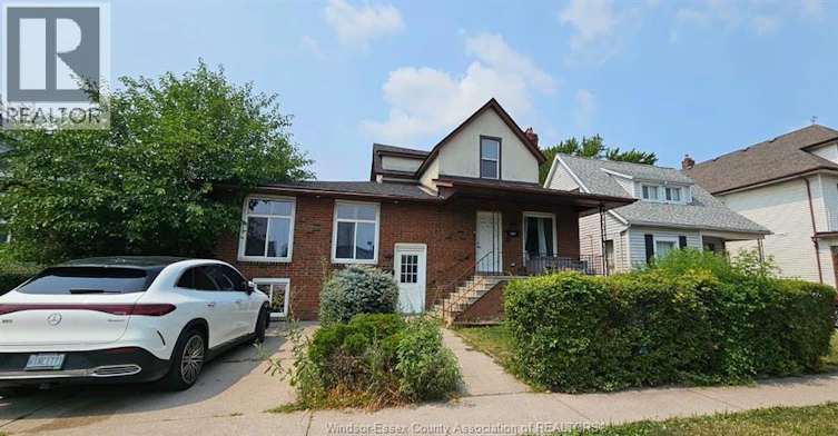 UPPER-1141 Howard, Windsor, ON, N9A 1S6
