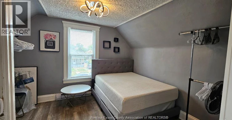 UPPER-1141 Howard, Windsor, ON, N9A 1S6 - 4