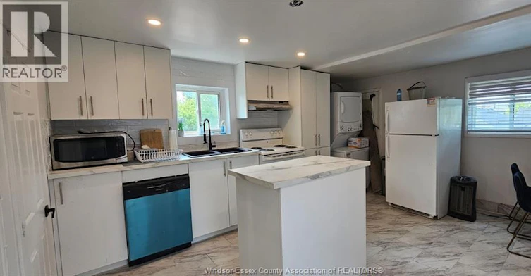 UPPER-1141 Howard, Windsor, ON, N9A 1S6 - 11