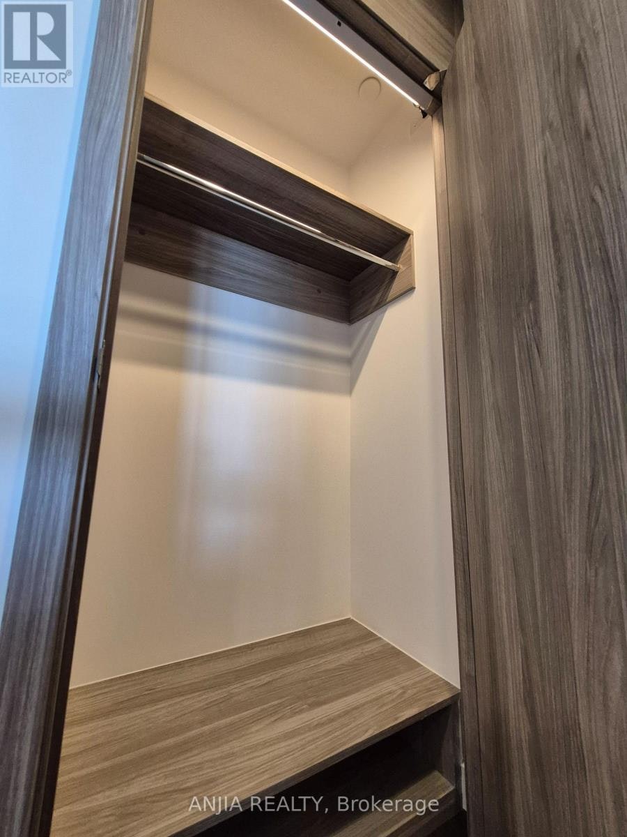 667-68 Esther Shiner Boulevard, Toronto, ON, M2K 0J6 - 32