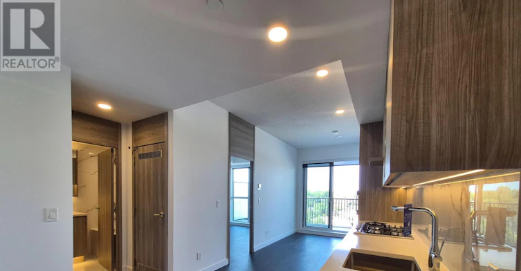 667-68 Esther Shiner Boulevard, Toronto, ON, M2K 0J6 - 9