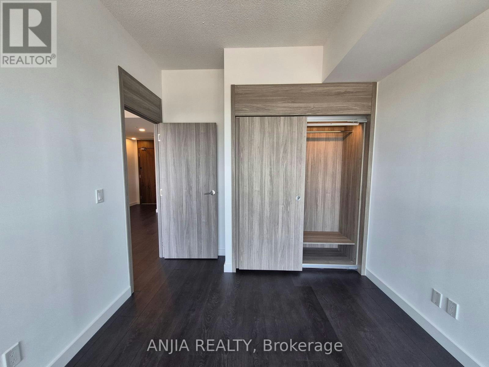 667-68 Esther Shiner Boulevard, Toronto, ON, M2K 0J6 - 24