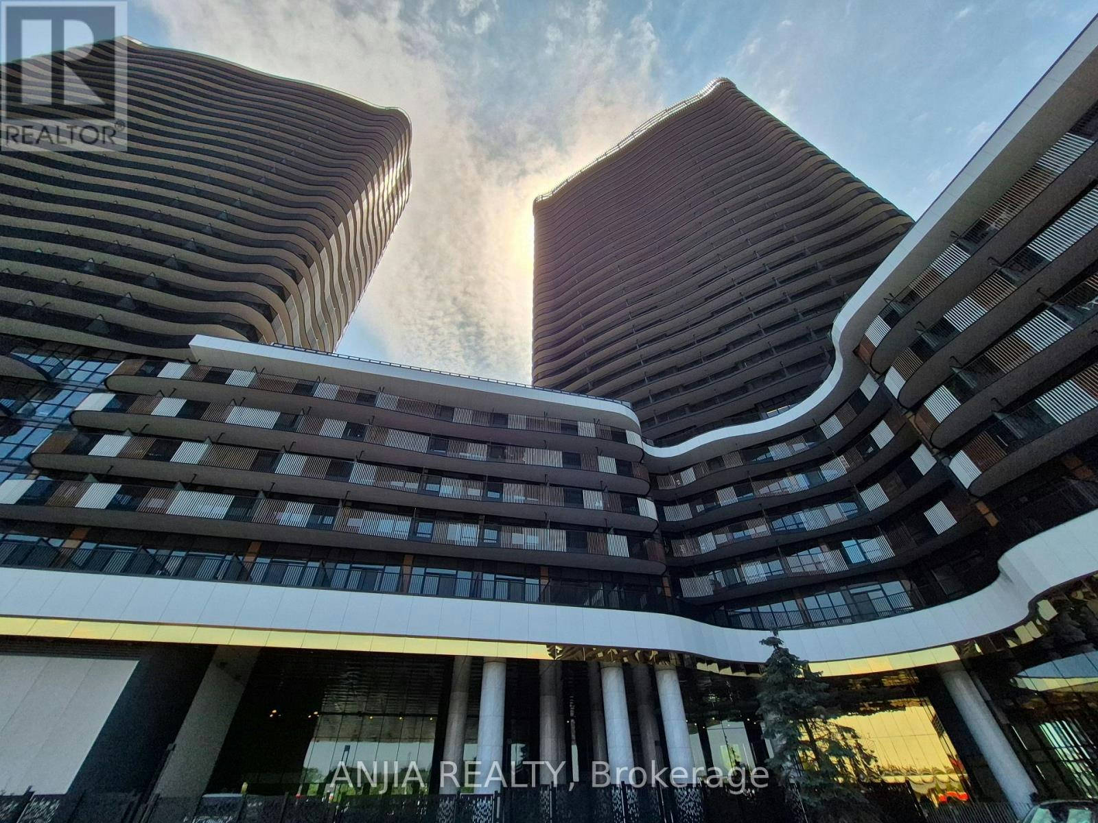 667-68 Esther Shiner Boulevard, Toronto, ON, M2K 0J6 - 33