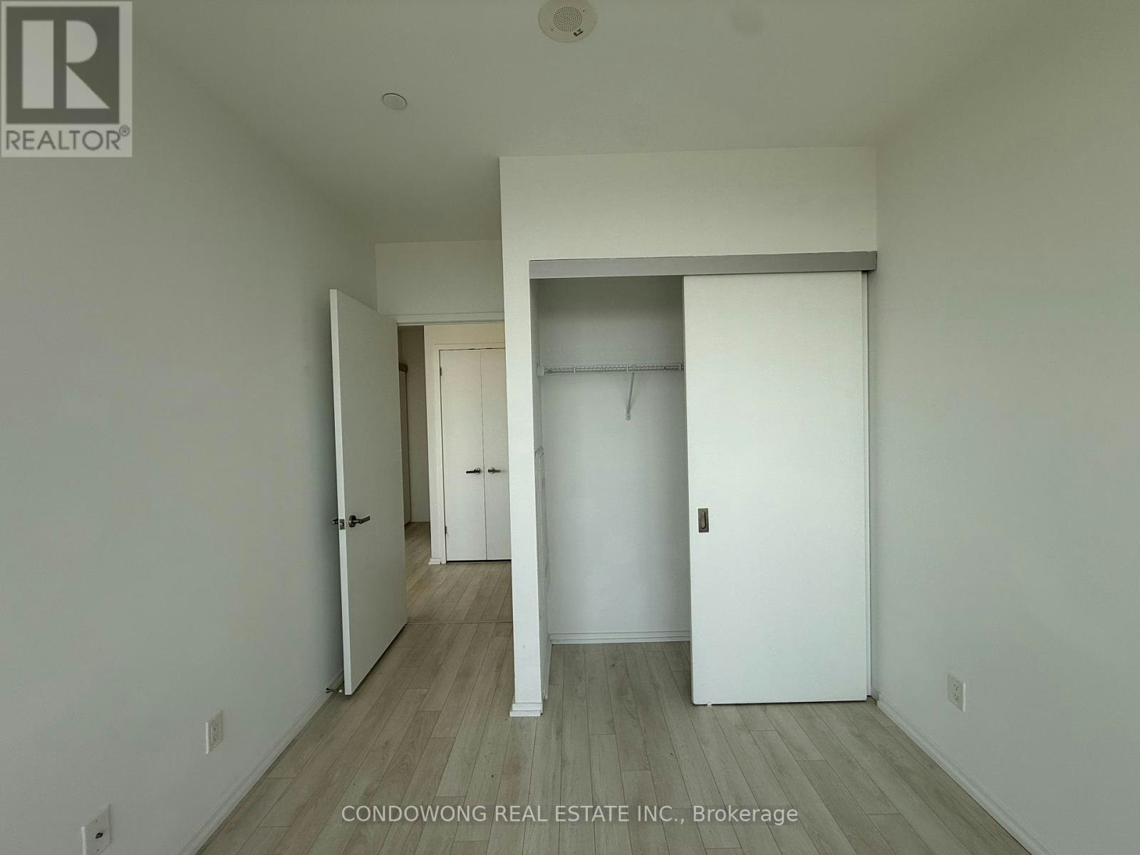 4505-197 Yonge Street, Toronto, ON, M5B 0C1 - 5
