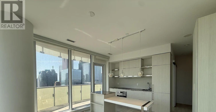 4505-197 Yonge Street, Toronto, ON, M5B 0C1