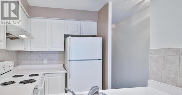 1016-11 Lee Centre Drive, Toronto, ON, M1H 3J5 - 13