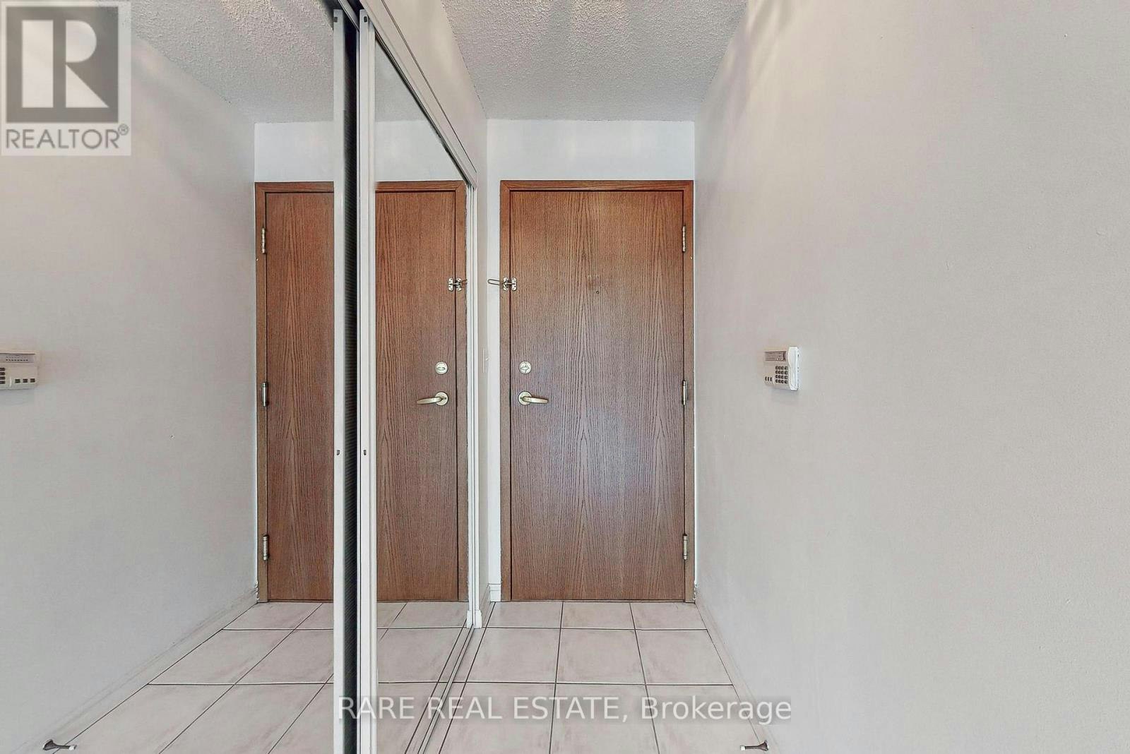 1016-11 Lee Centre Drive, Toronto, ON, M1H 3J5 - 25