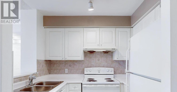 1016-11 Lee Centre Drive, Toronto, ON, M1H 3J5 - 9