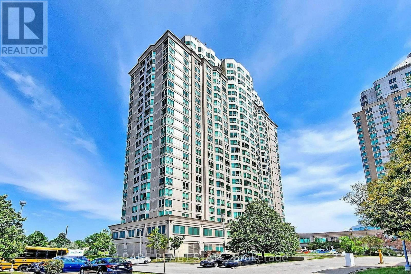 1016-11 Lee Centre Drive, Toronto, ON, M1H 3J5