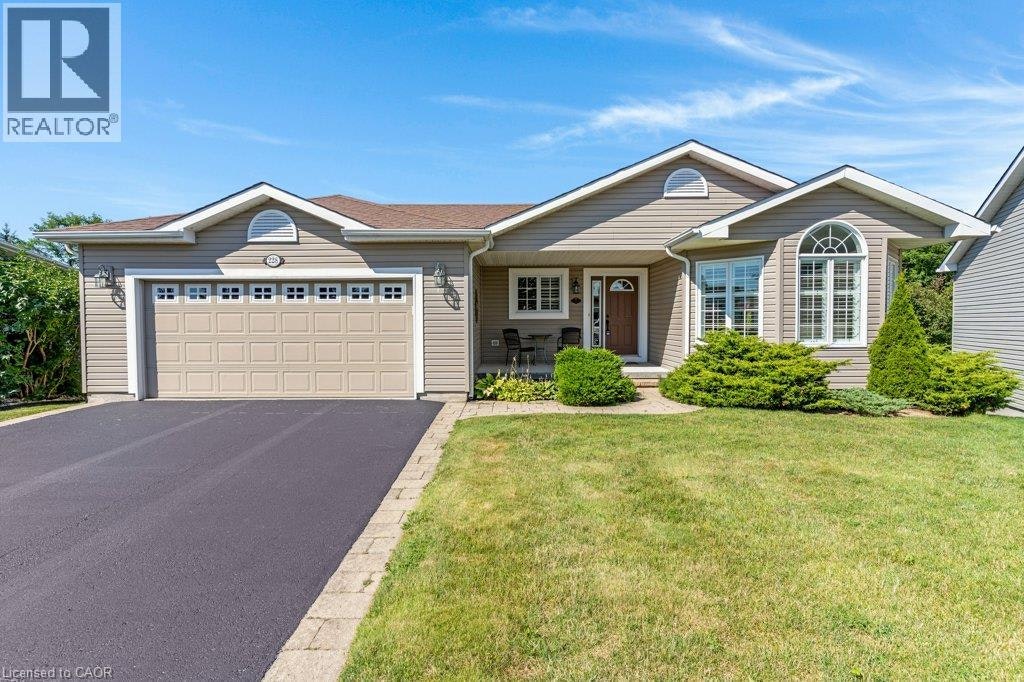 228 Glenariff Drive, Hamilton, ON, L8B 1A5