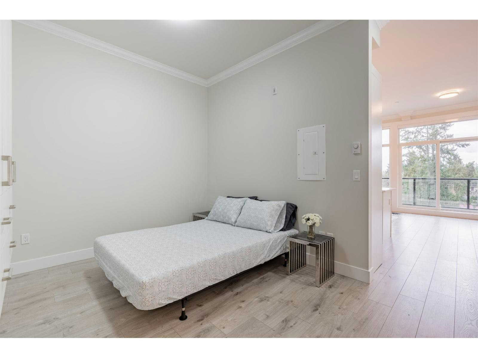608-13799 101 Avenue, Surrey, BC, V3T 0N9 - 14