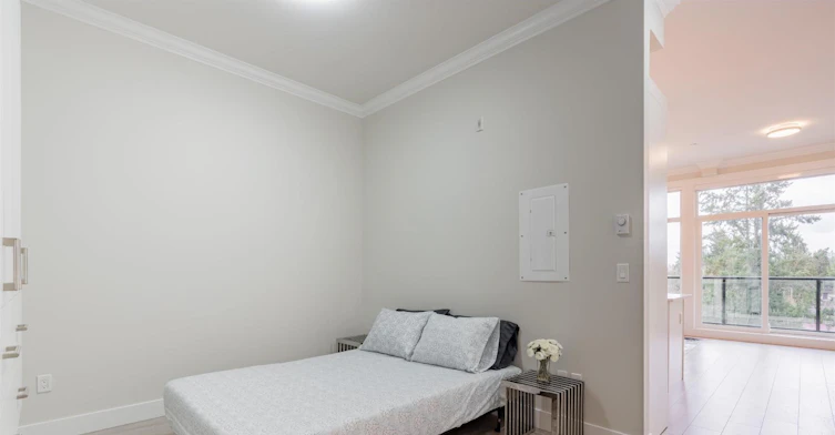608-13799 101 Avenue, Surrey, BC, V3T 0N9 - 14