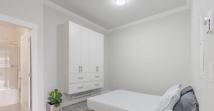 608-13799 101 Avenue, Surrey, BC, V3T 0N9 - 12