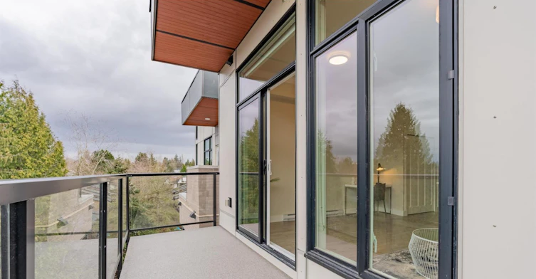 608-13799 101 Avenue, Surrey, BC, V3T 0N9 - 23