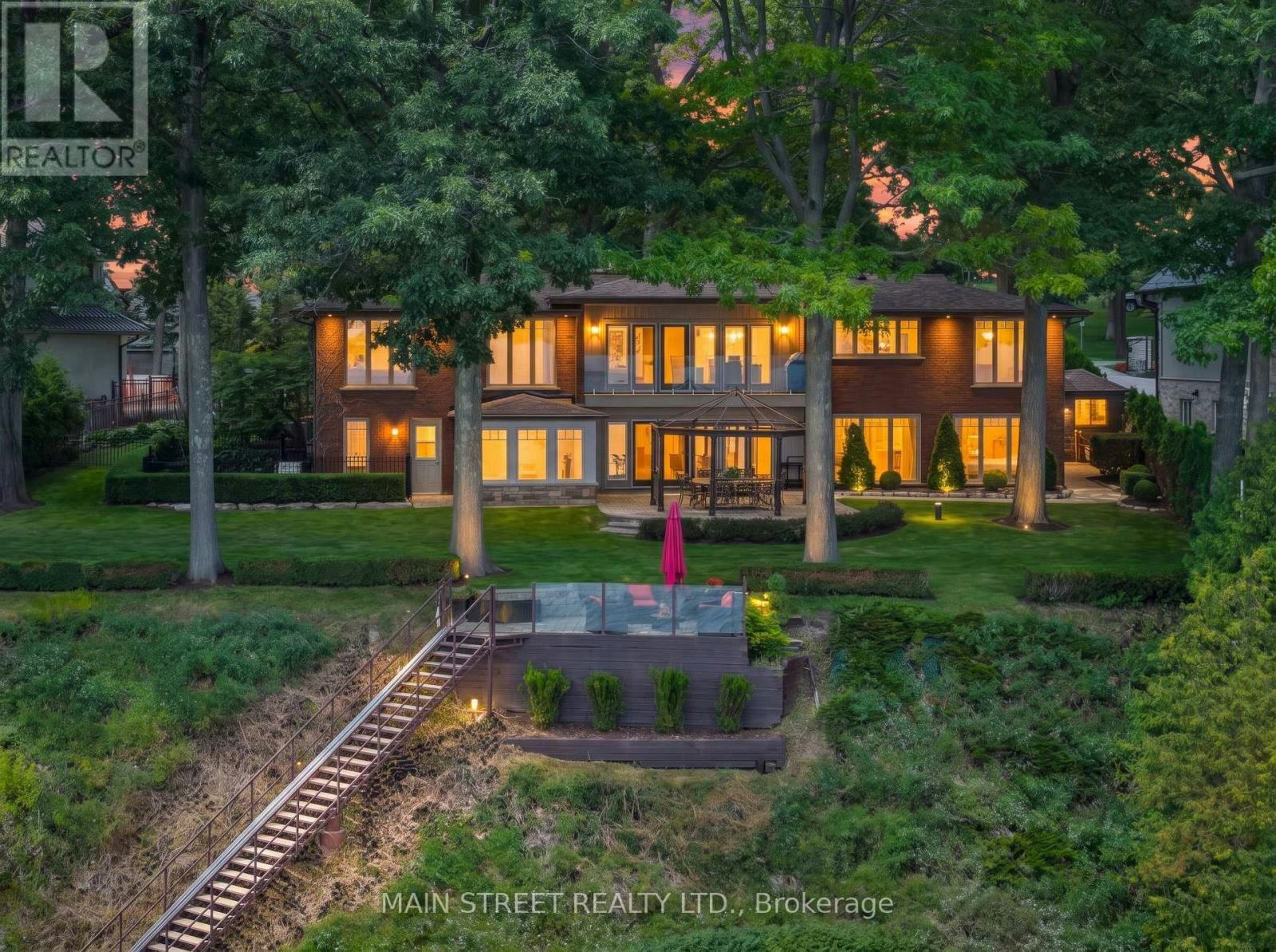 13 Georgina Drive S, Oro-Medonte, ON, L4M 1E9