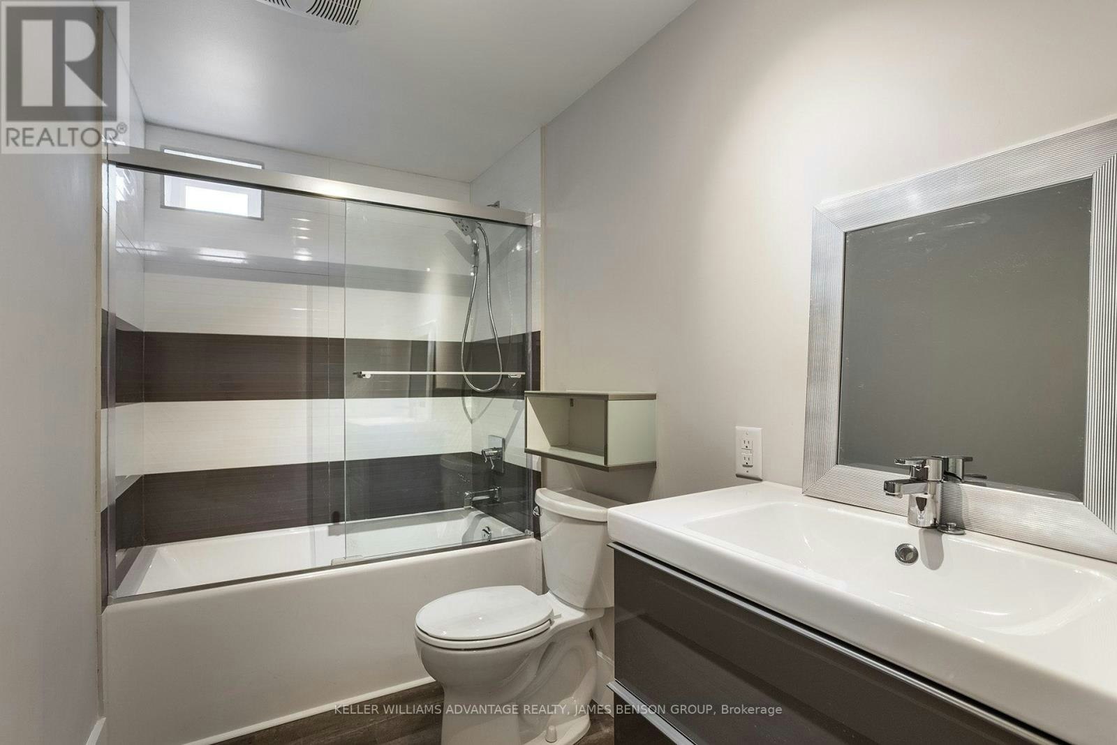 LOWER-53 Pearson Avenue, Toronto, ON, M6R 1G3 - 6