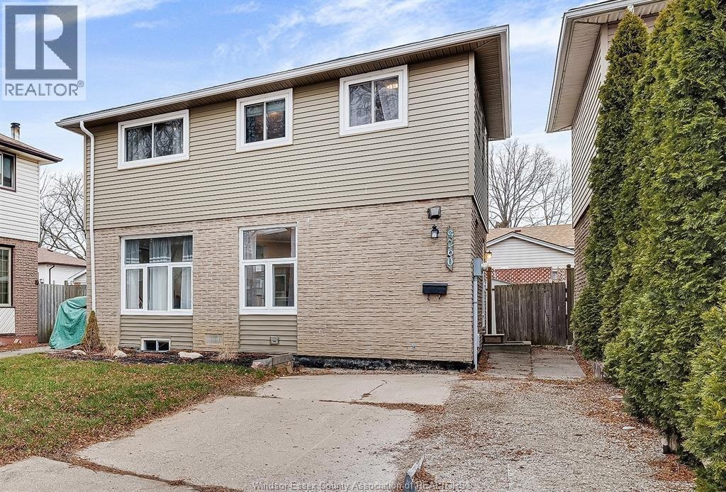 9260 Arncliffe Court, Windsor, ON, B8S 4J9