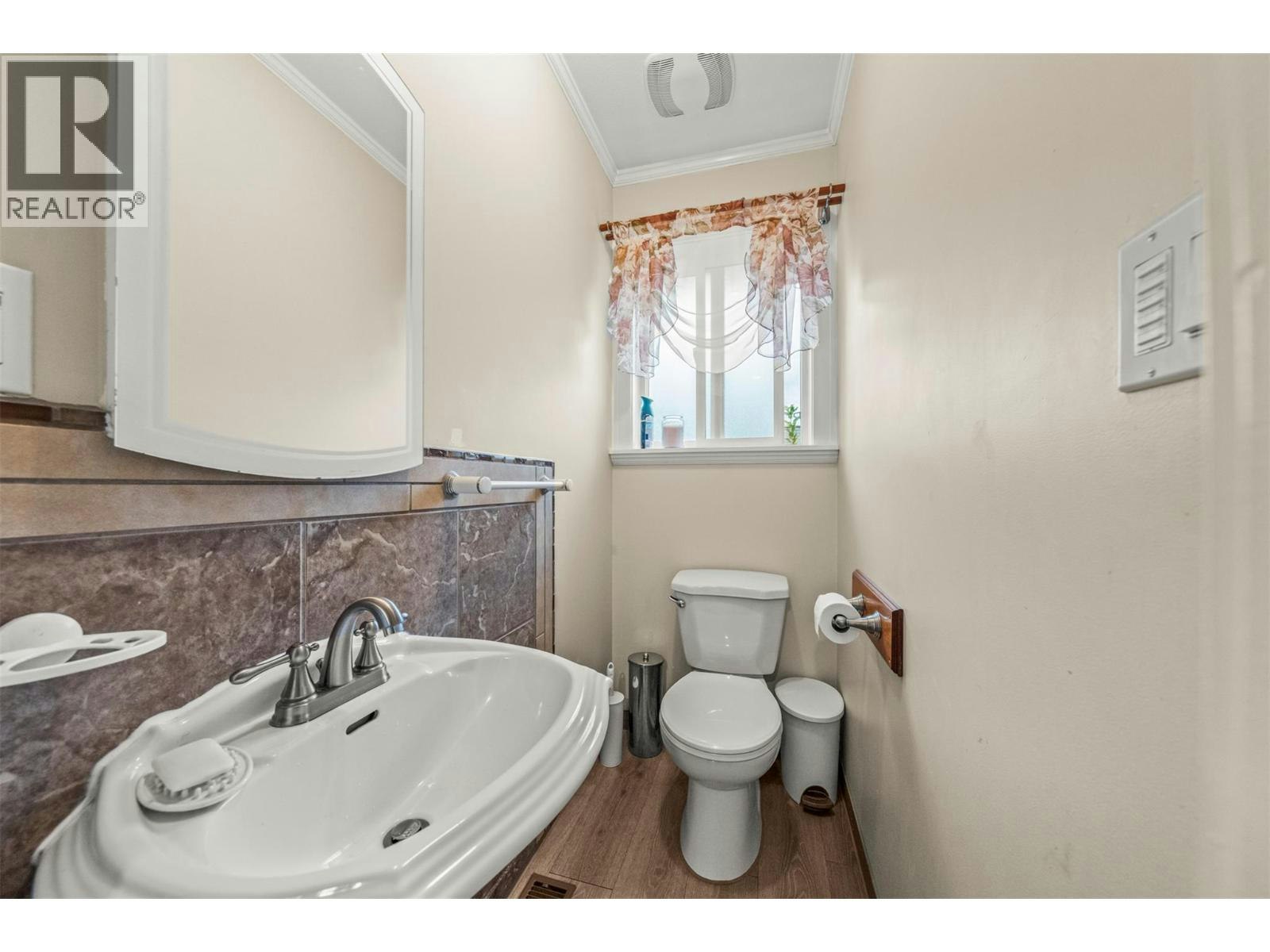 5936 6 Highway, Coldstream, BC, V1B 1C8 - 27