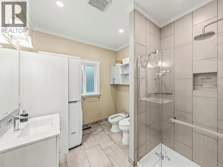 5936 6 Highway, Coldstream, BC, V1B 1C8 - 18