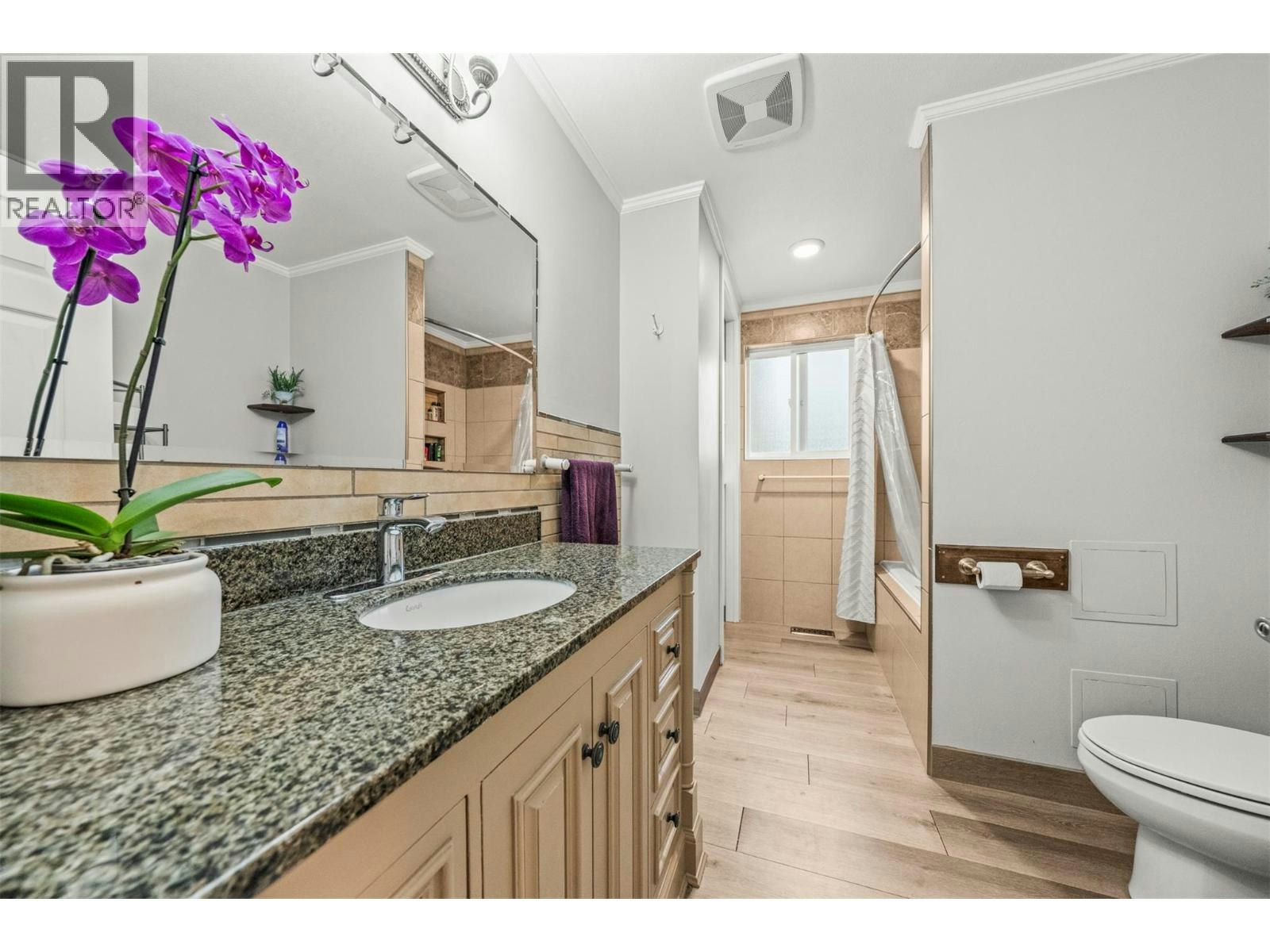 5936 6 Highway, Coldstream, BC, V1B 1C8 - 23